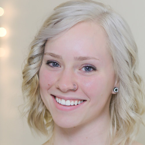 Rachel Lauren Adams - graphic and web designer - headshot